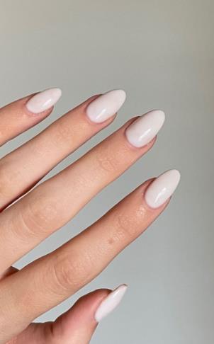 Creamy Latte Nails