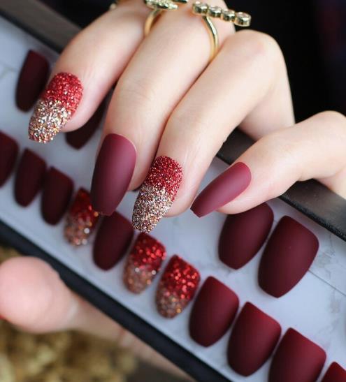 Burgundy & Evergreen Nails
