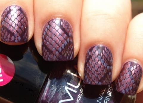 Burgundy & Snake Print Nails
