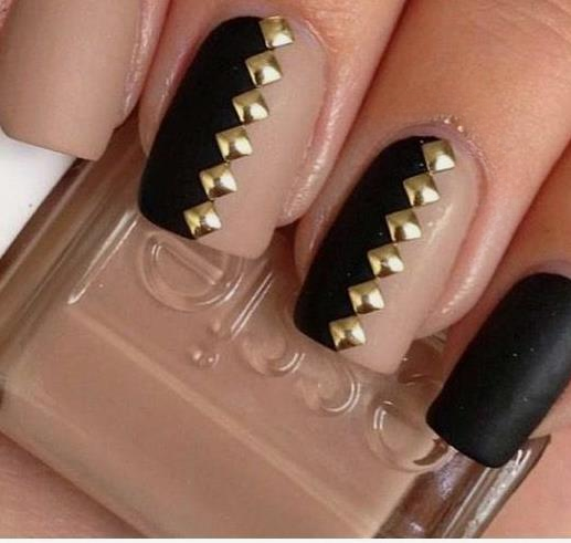 Black and Gold Luxe Nails