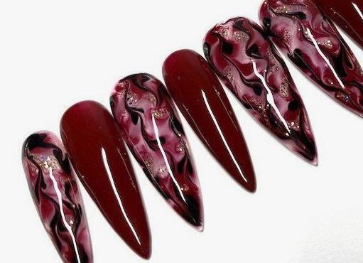 Swirl Burgundy Nails