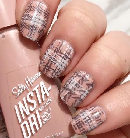 Cozy Knit Texture short fall nails