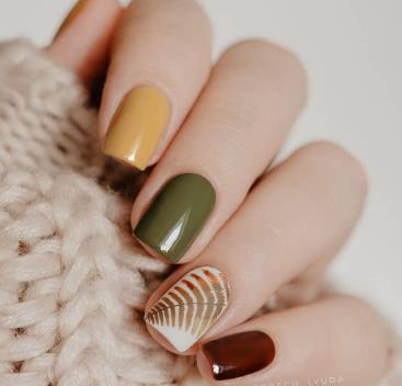 Skittle Nails in Fall Tones