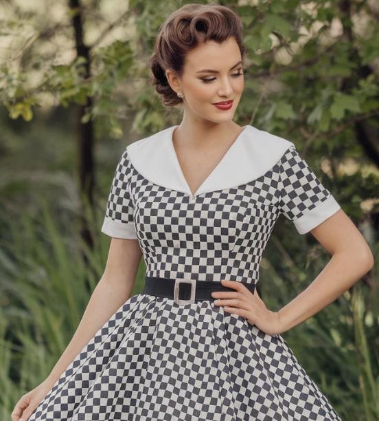 The Schoolgirl Charm Outfit 1950s Dresses to Impress