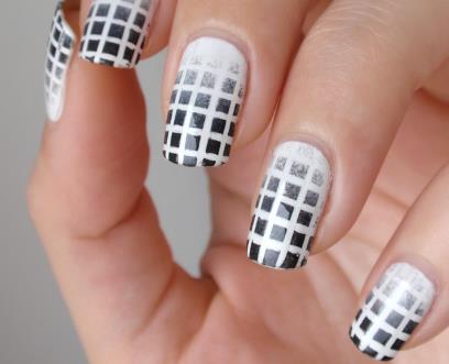 Monochrome Plaid Elegance black and white nails