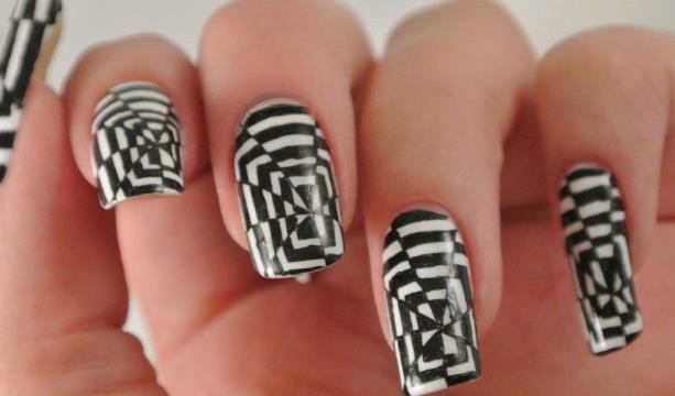 black and white nails