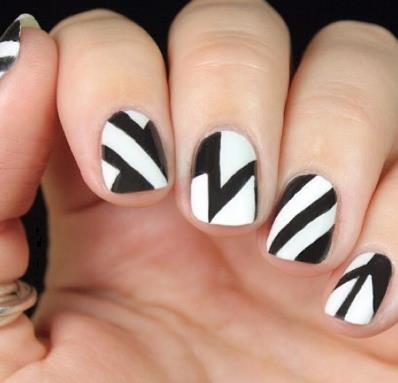Geometric Black Fall Nails