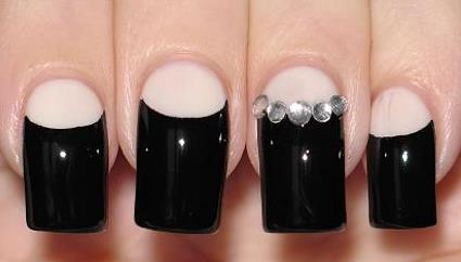 Reverse French Black Fall Nails