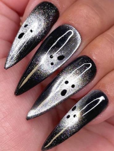 Cat-Eye Black Fall Nails
