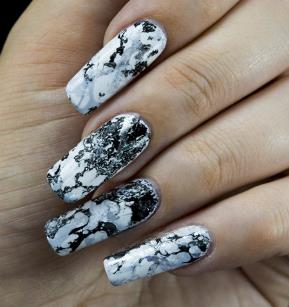 Black and White Marble Black Fall Nails