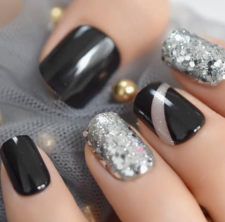 Glitter-Frosted Tips black and silver nails