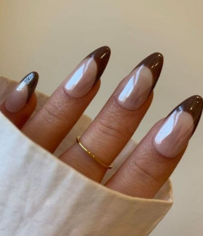 Gradient Chocolate Glazing november nails