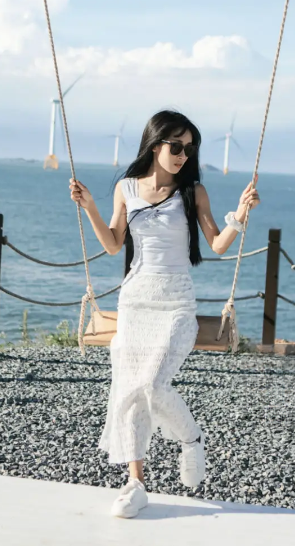 The Seaside Getaway Outfit - Summer Beach Perfection