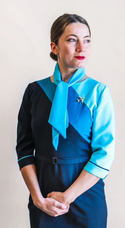 Monochromatic Suit in a Strategic Color