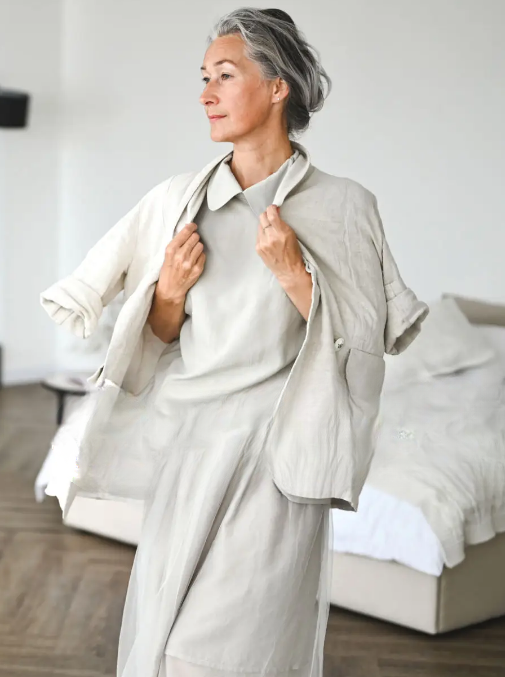 Cloud-Connected Capsule Wardrobe