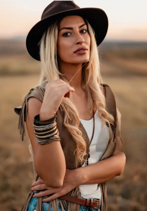Color Philosophy hippie style