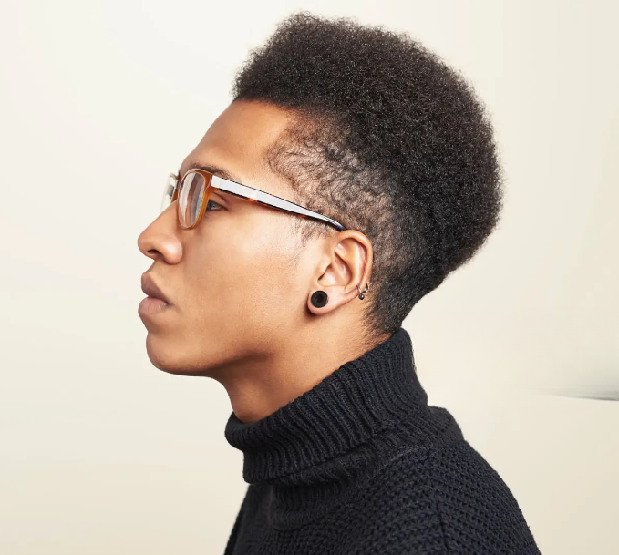 Temp Fade with Line Up Low-Maintenance Men’s Haircuts