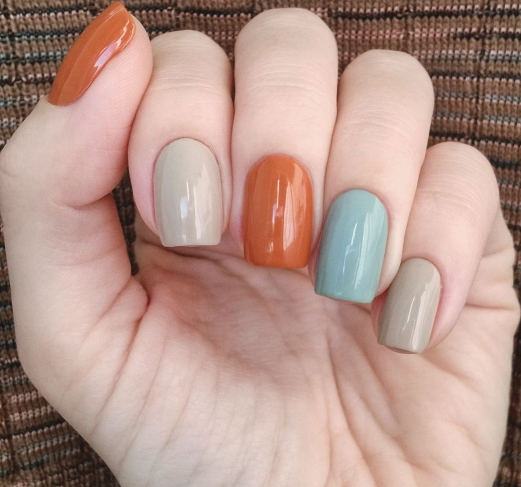 Mix and match nails