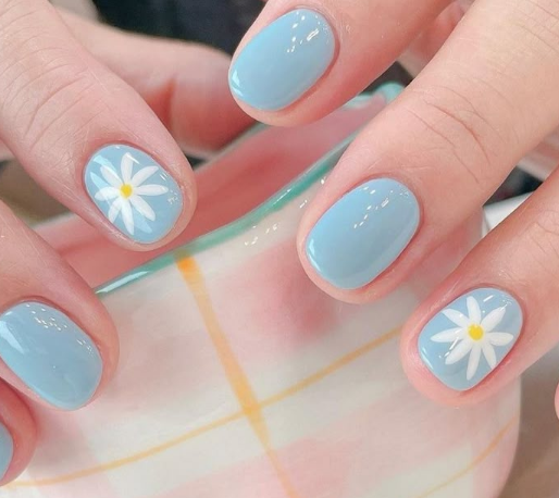 Tiny Daisy Accents