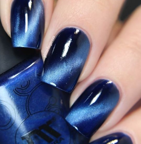 Cobalt Confidence summer nails