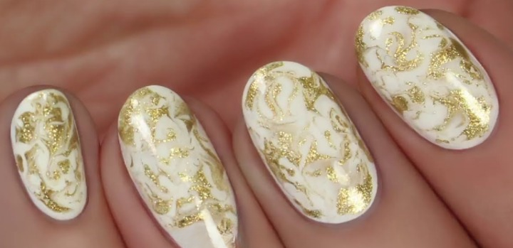 Creamy White with Rose Gold Marble White and Gold Nail