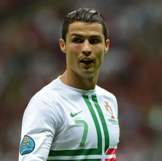 2012 – Euro 2012 Pompadour Renaissance Ronaldo buzz cut, Ronaldo slick back, Ronaldo haircut photo gallery