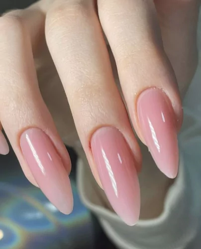 healthy-looking nails, blush gradient manicure