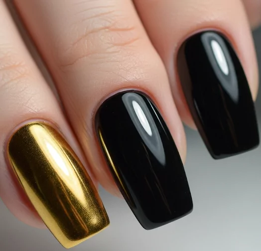 Metallic Gold Chrome Finish ChicNailInspo