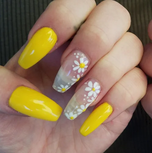 Daisy Chain VibrantNailColors