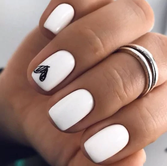 Heart Cutout Design
best white nails for autumn