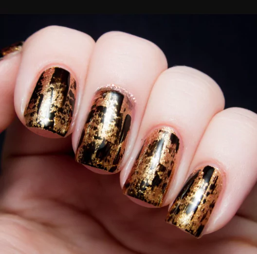 Gold Watercolor Wash Effect PartyNails2025