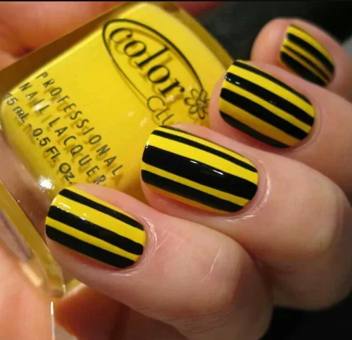 Bumblebee Stripes HotWeatherNails