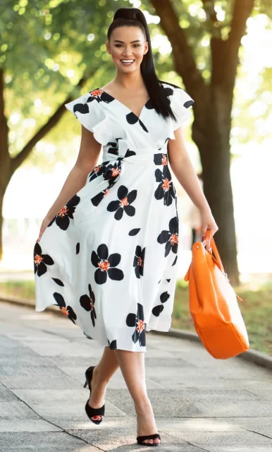 Structured Dress with Statement Accessories ClassyPlusSizeFashion classy curvy outfit