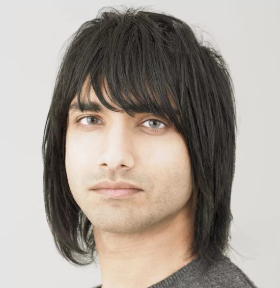Layered Shag
trendy men’s hair 2025, medium hair men, simple men’s haircuts,