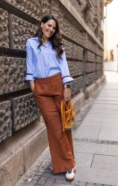 Wide-Leg Trousers with Fitted Tops: CurvyOutfitIdeas