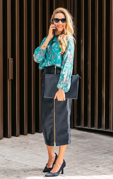 Pencil Skirt Power TimelessCurvyFashion classy curvy outfit