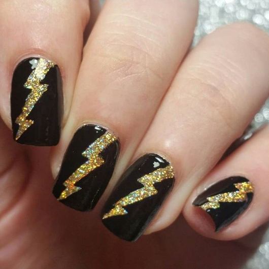 Dramatic Gold Lightning Bolts BlackGoldManicure