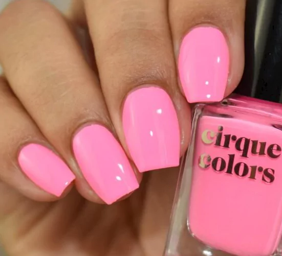 Bubblegum Pink Light pink chrome nails with bubble accents and princess-core bow embellishments