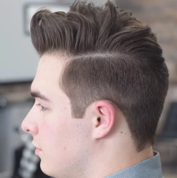 Straight Quiff Precision
Haircuts for Men with Straight Hair