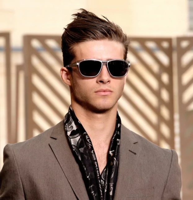 Spring & Summer Approaches
men's hairstyles 2025men's medium length hairstyles